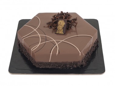 MILK CHOCOLATE MOUSSE Cake